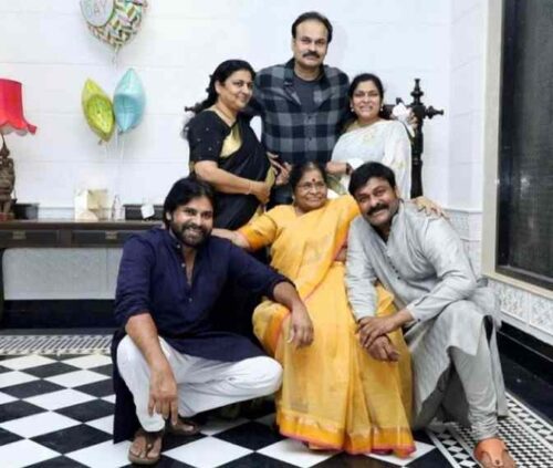pawan kalyan family Photo