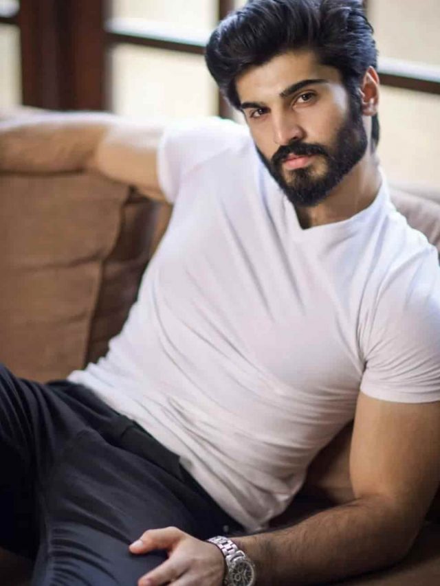 Roshaan Aamir Net Worth, Age, Family, Girlfriend, Biography, and More