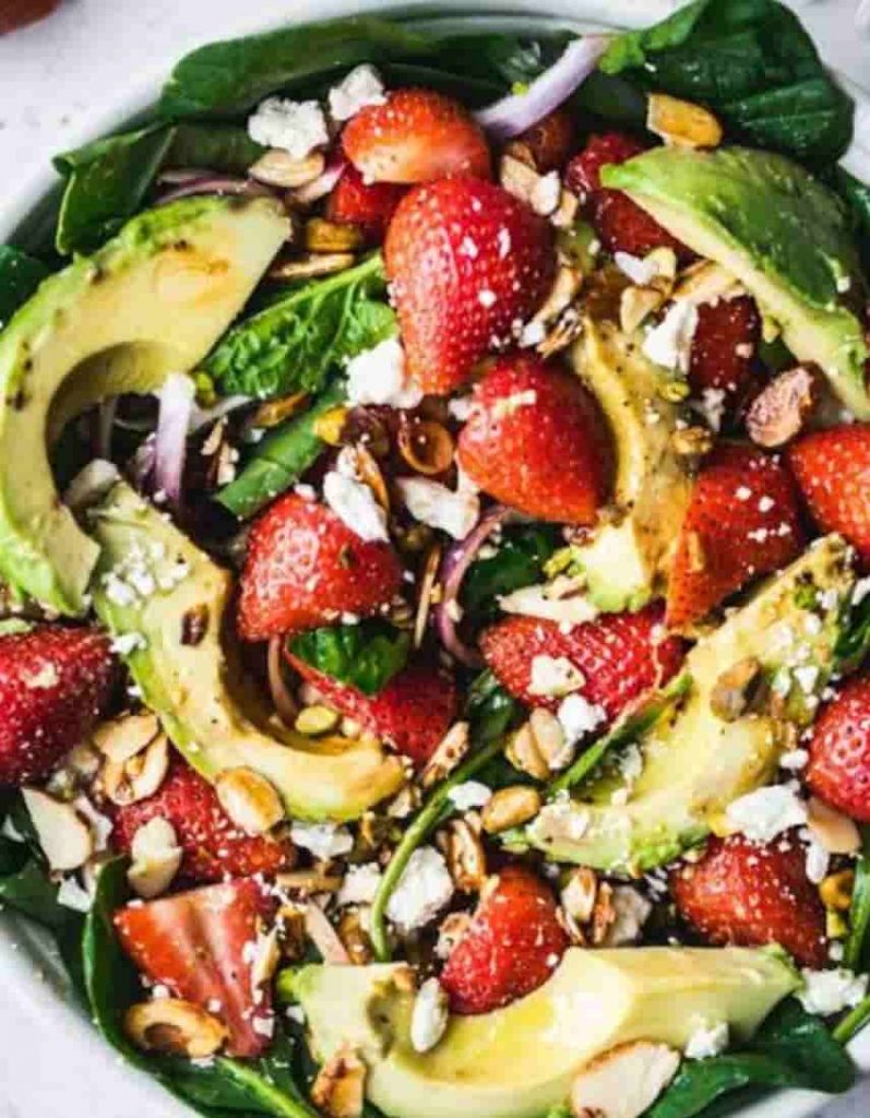 Red and Green Breakfast Salad
